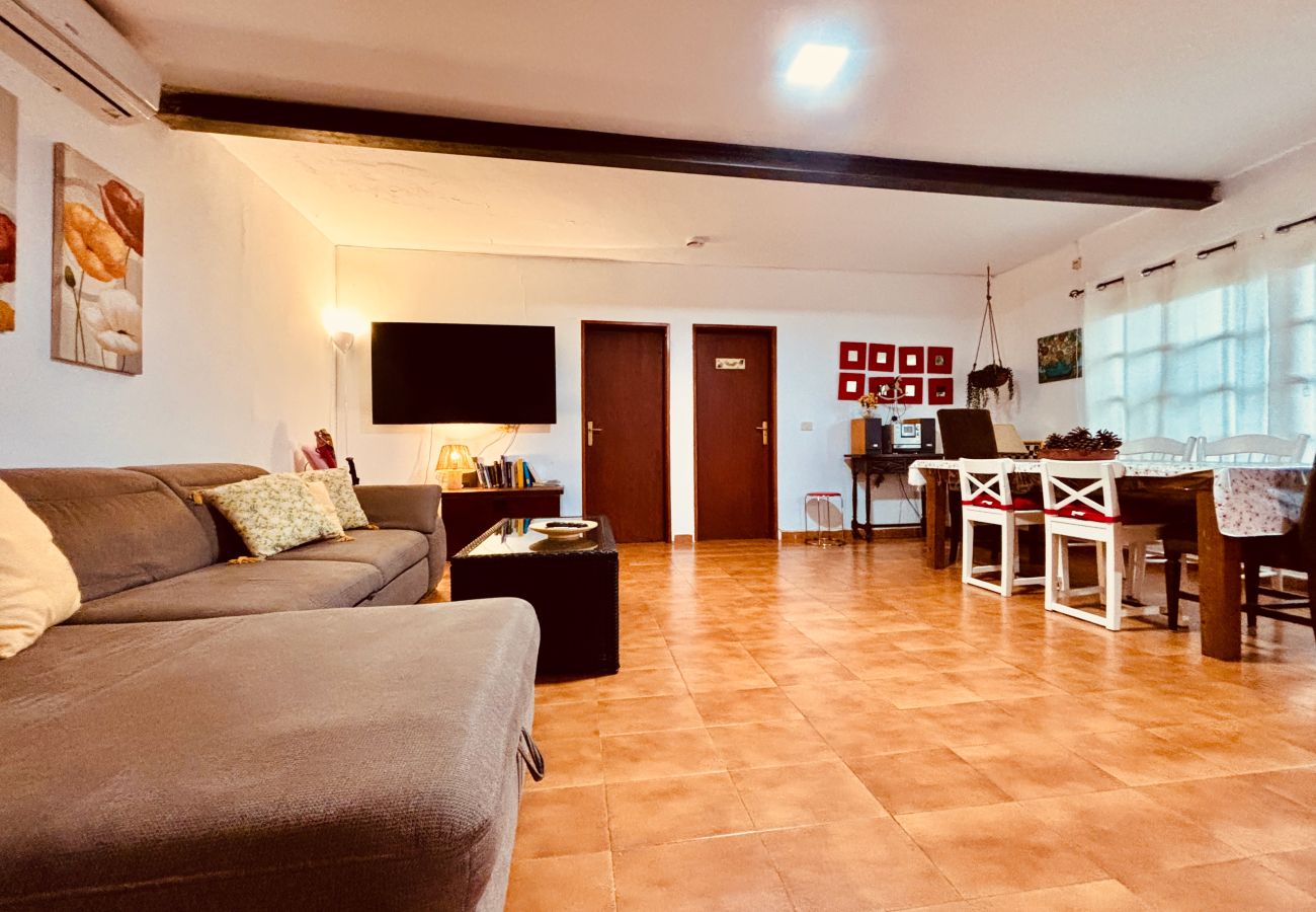 Chalet en Valsequillo - Click&Guest - Los Almendros