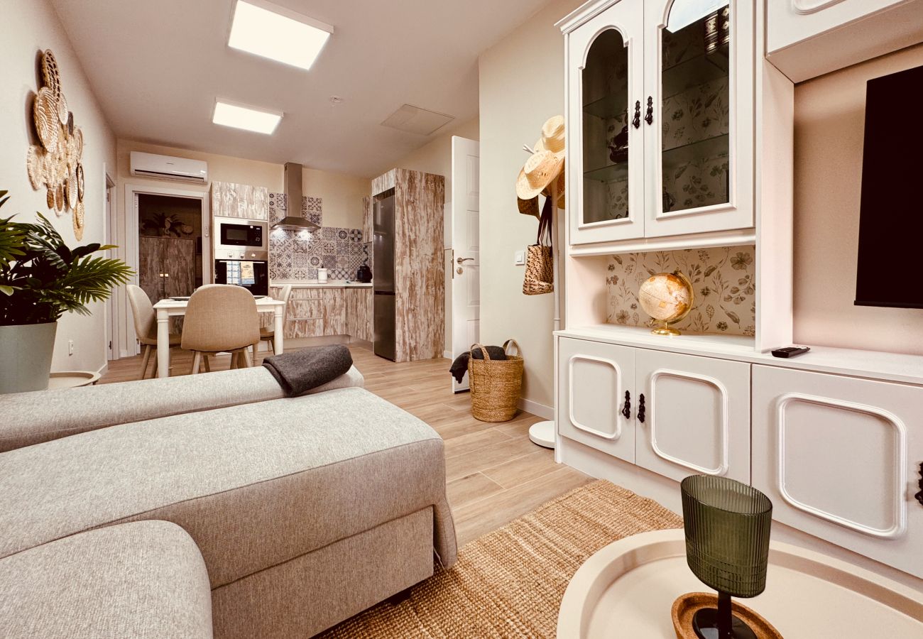 Apartamento en Santa Lucía de Tirajana - Click&Guest - Cosmopolis 1