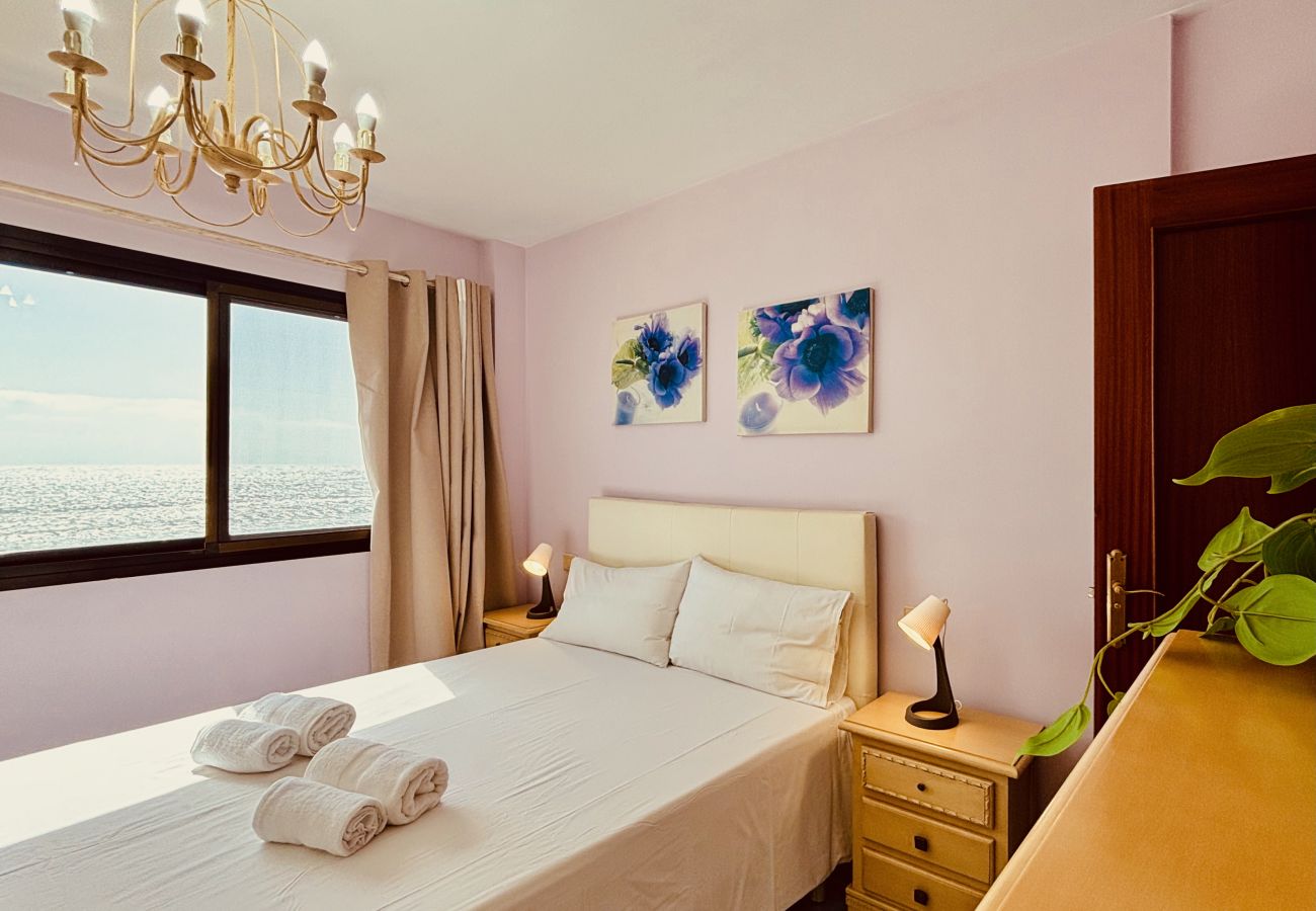 Apartamento en Agüimes - Click&Guest - Radiant Home with Sea Views