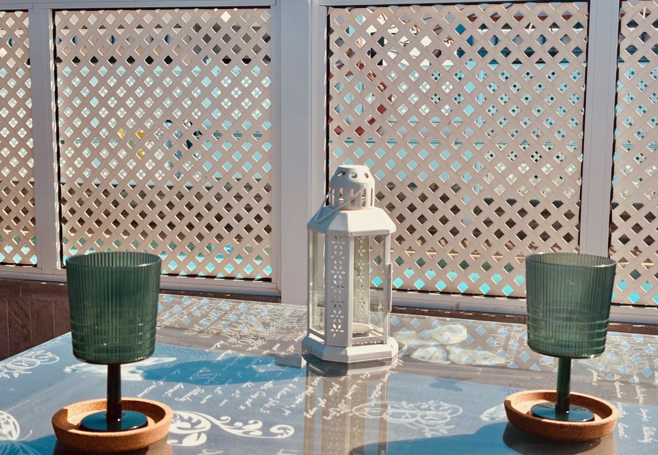 Casa adosada en San Bartolomé de Tirajana - Tropical Horizon Escape in Maspalomas