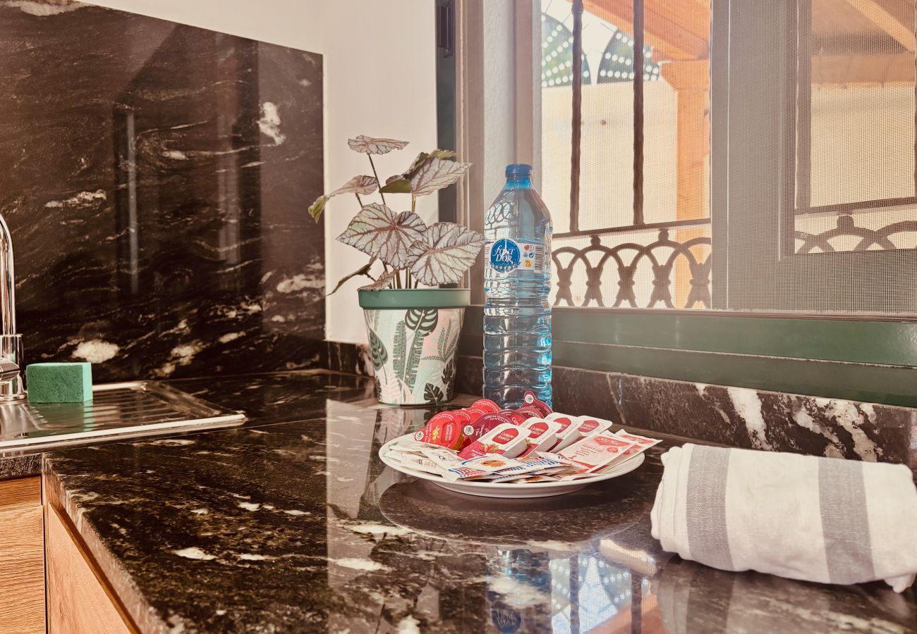 Casa adosada en San Bartolomé de Tirajana - Tropical Horizon Escape in Maspalomas