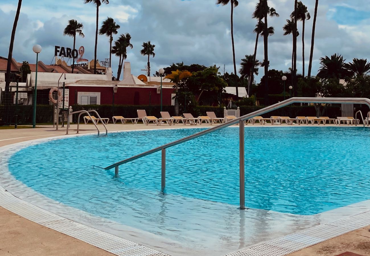 Apartamento en San Bartolomé de Tirajana - Click&Guest - Azure Sands in Maspalomas