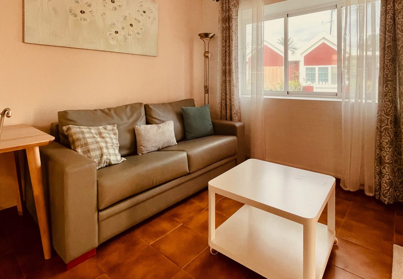 Apartamento en San Bartolomé de Tirajana - Click&Guest - Azure Sands in Maspalomas