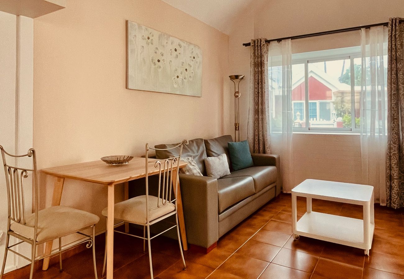 Apartamento en San Bartolomé de Tirajana - Click&Guest - Azure Sands in Maspalomas