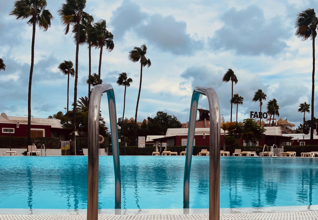 Apartamento en San Bartolomé de Tirajana - Click&Guest - Azure Sands in Maspalomas