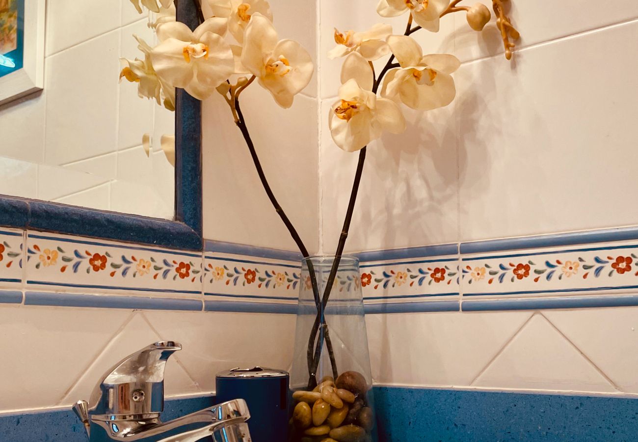 Apartamento en Mogán - Fresh Flat with Terrace in Puerto Rico