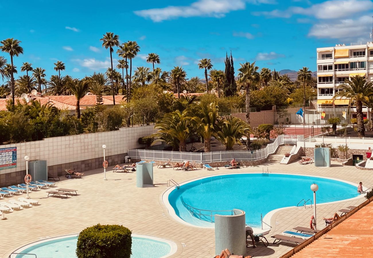 Apartamento en San Bartolomé de Tirajana - Click&Guest · Golden Stay in Maspalomas