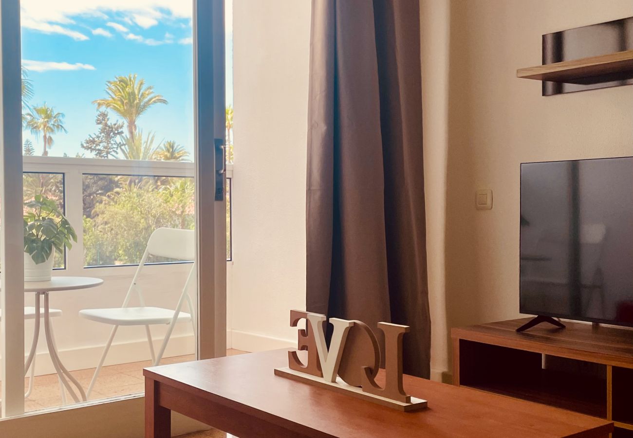 Apartamento en San Bartolomé de Tirajana - Click&Guest · Golden Stay in Maspalomas