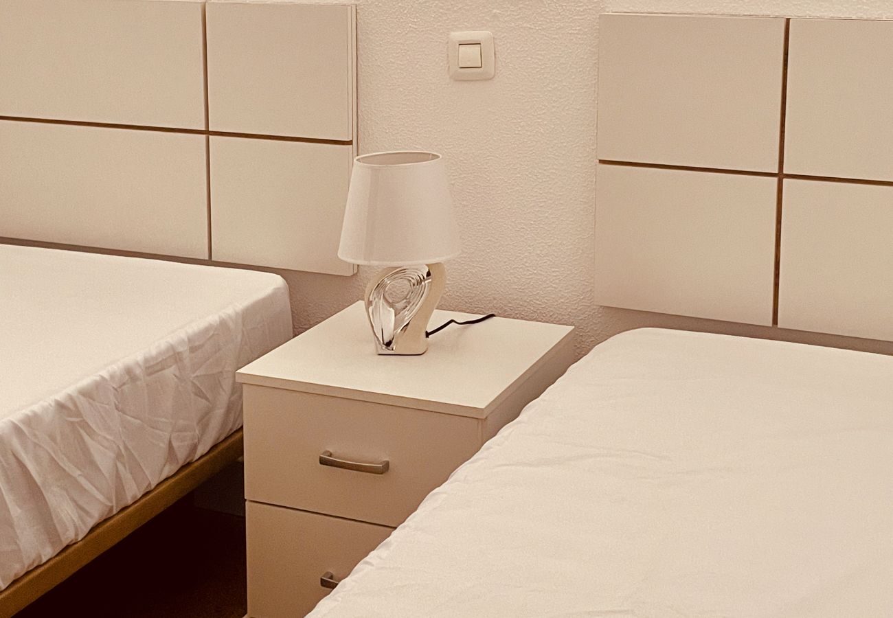 Apartamento en San Bartolomé de Tirajana - Click&Guest · Golden Stay in Maspalomas