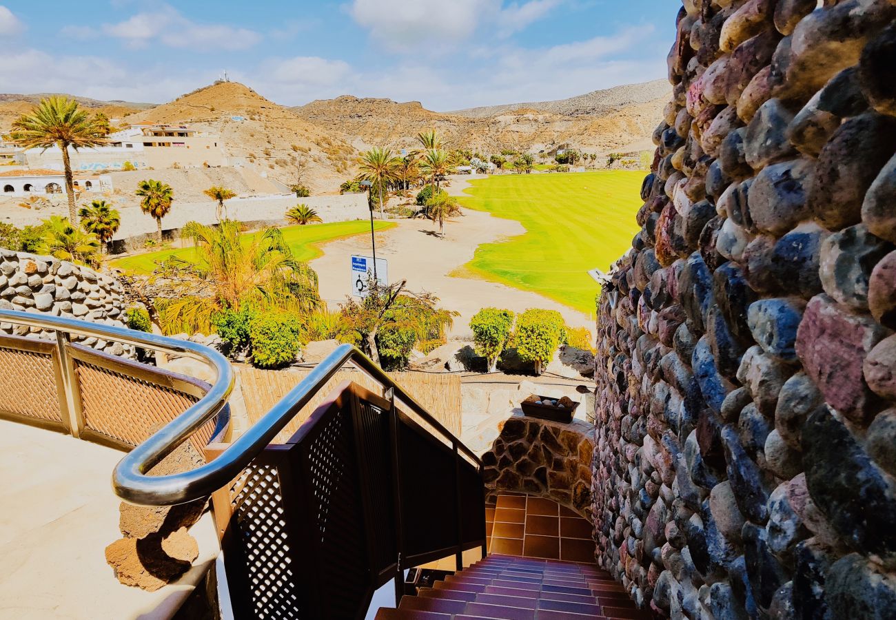Stadthaus in Puerto Rico - Click&Guest · M&F Golf Views near Puerto Rico