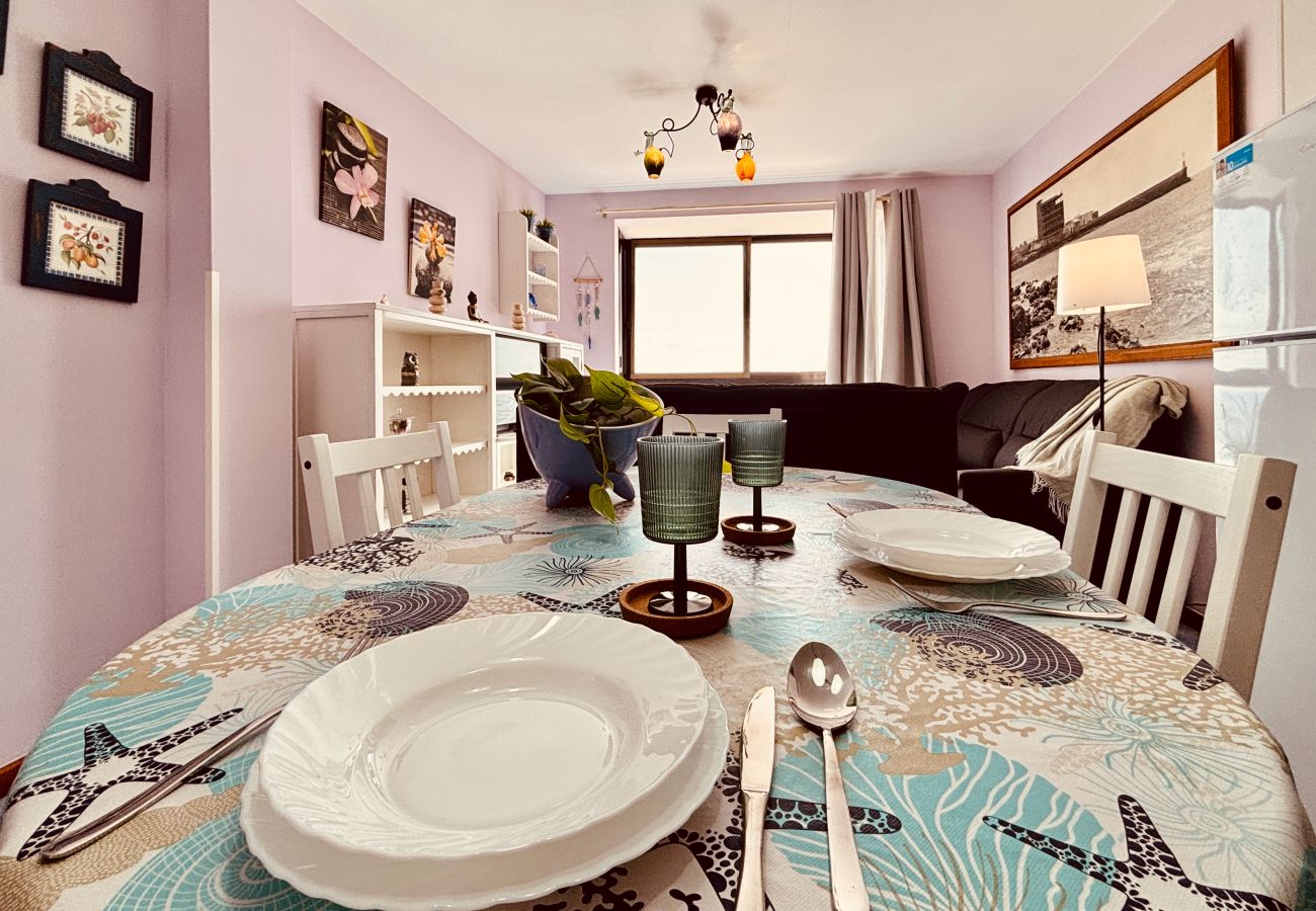 Ferienwohnung in Agüimes - Click&Guest - Radiant Home with Sea Views