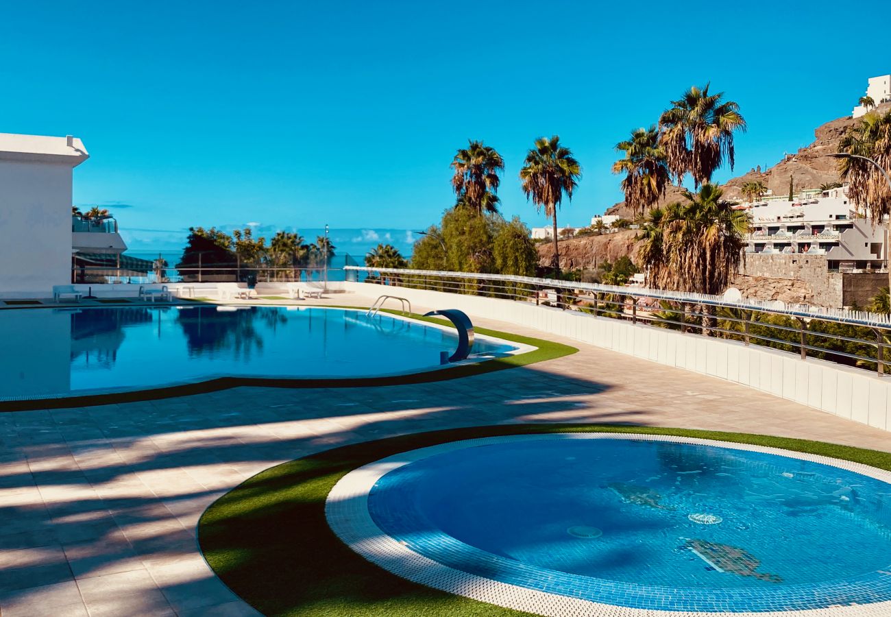 Ferienwohnung in Mogán - Fresh Flat with Terrace in Puerto Rico