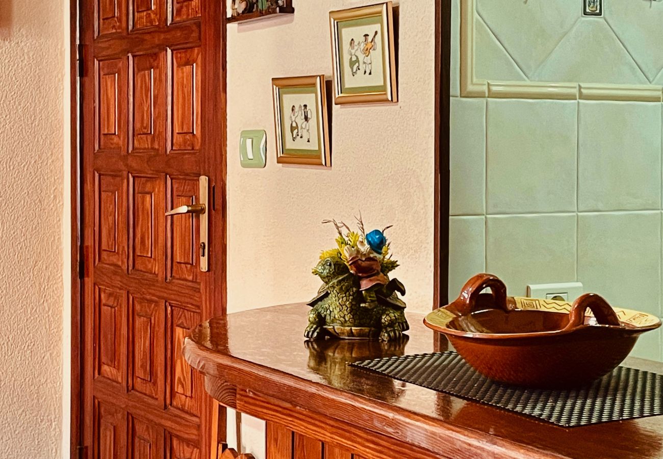 Ferienwohnung in Mogán - Fresh Flat with Terrace in Puerto Rico