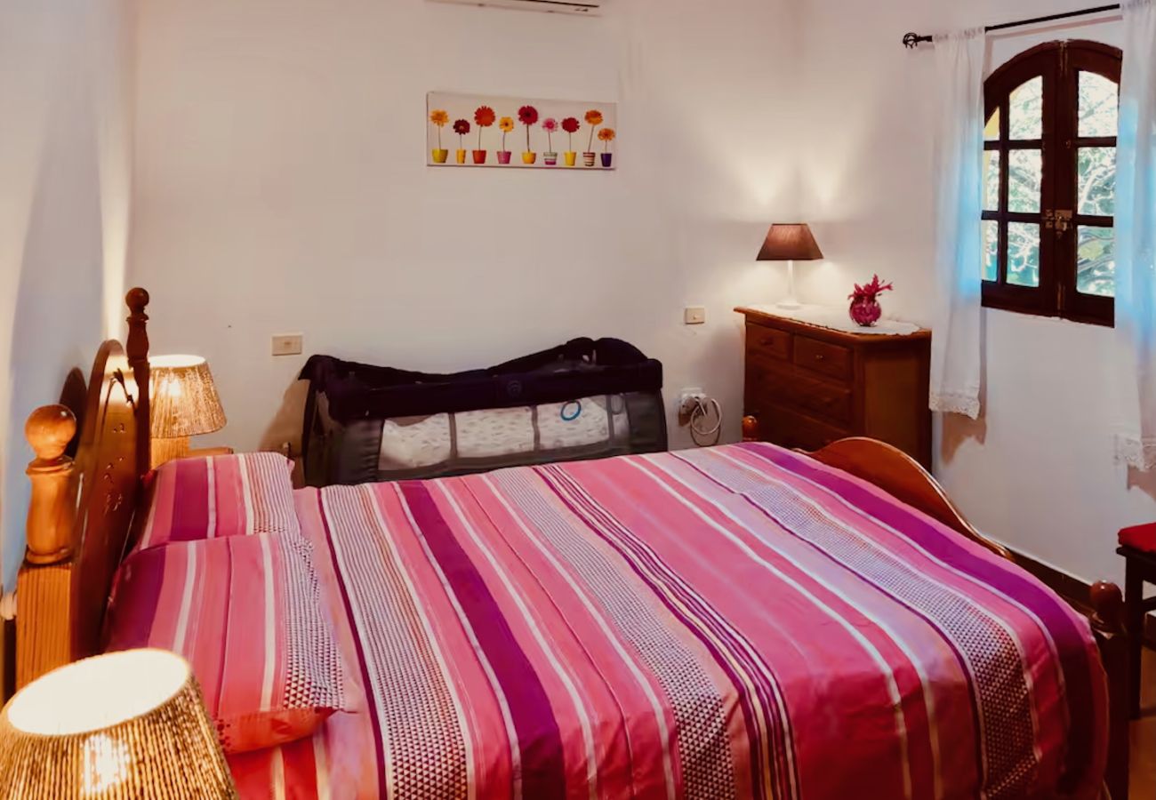 Chalet in Valsequillo - Click&Guest - Los Almendros