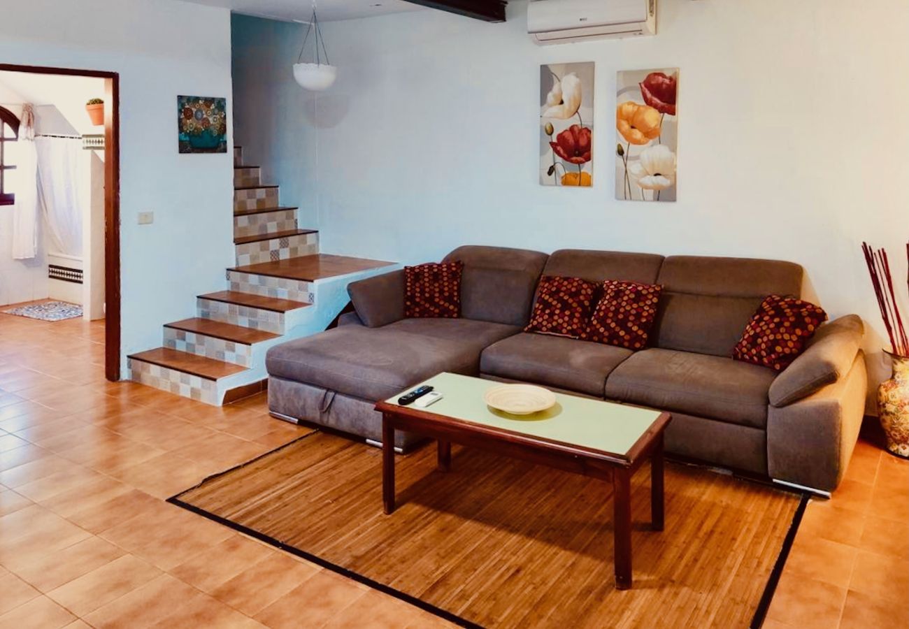 Chalet in Valsequillo - Click&Guest - Los Almendros