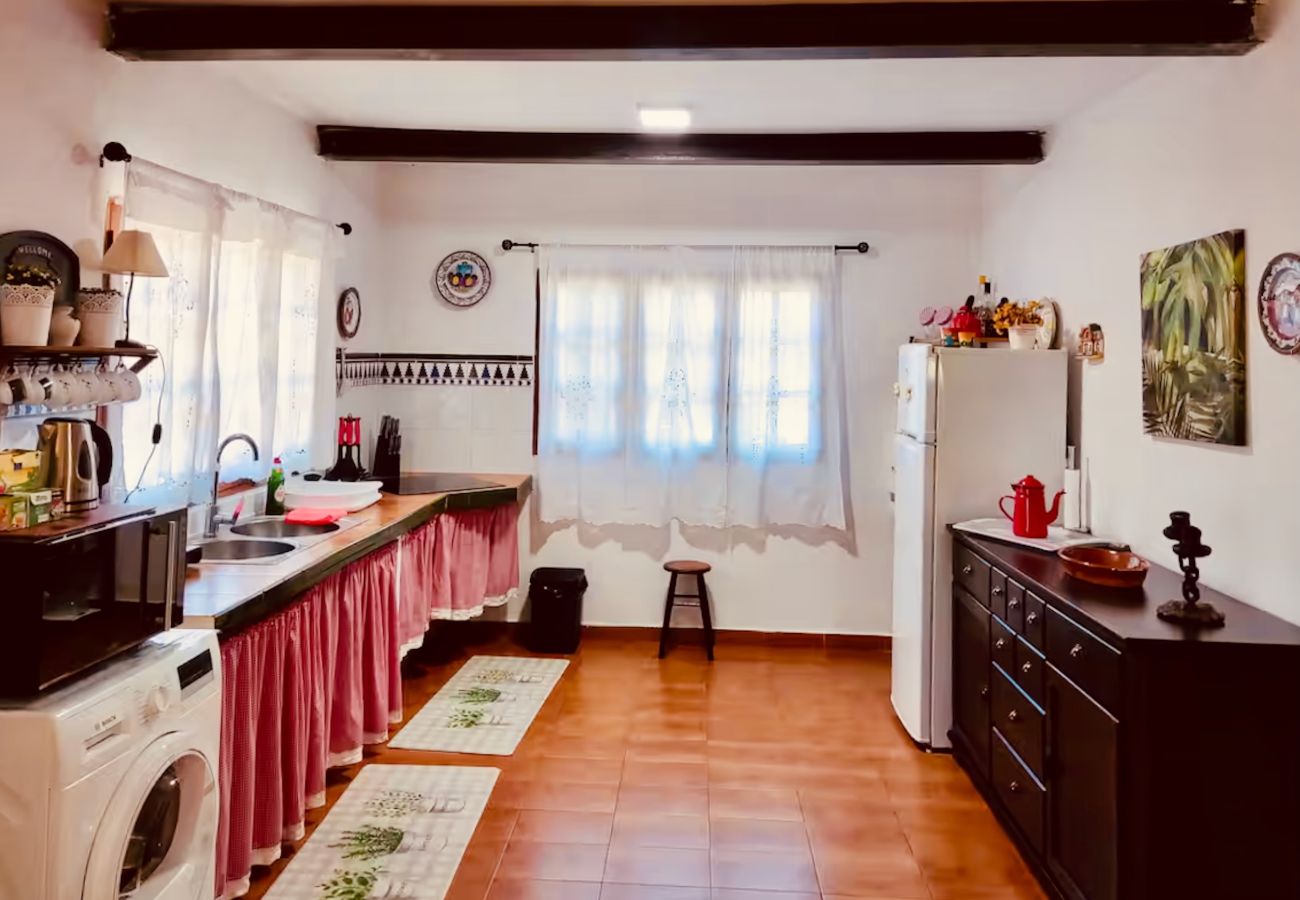 Chalet in Valsequillo - Click&Guest - Los Almendros