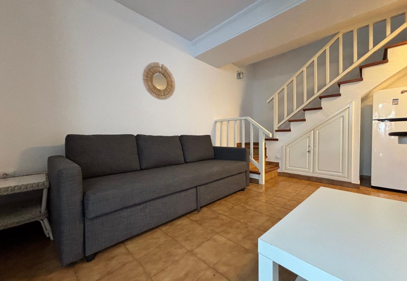 Bungalow in San Bartolomé de Tirajana - Click&Guest - Pool View Terrace in Maspalomas