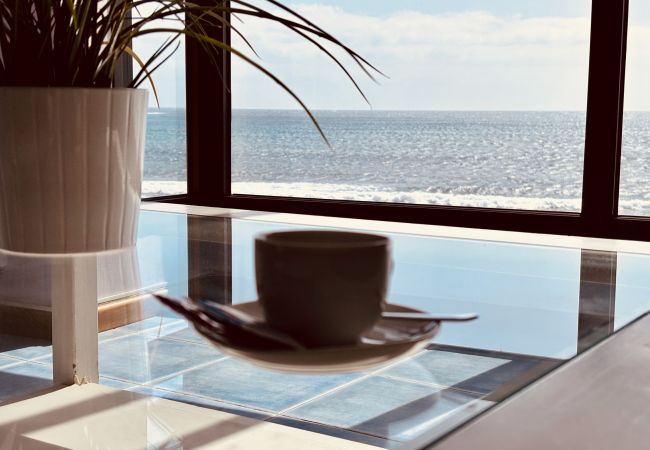 Apartment in Agüimes - Click&Guest - Radiant Home with Sea Views