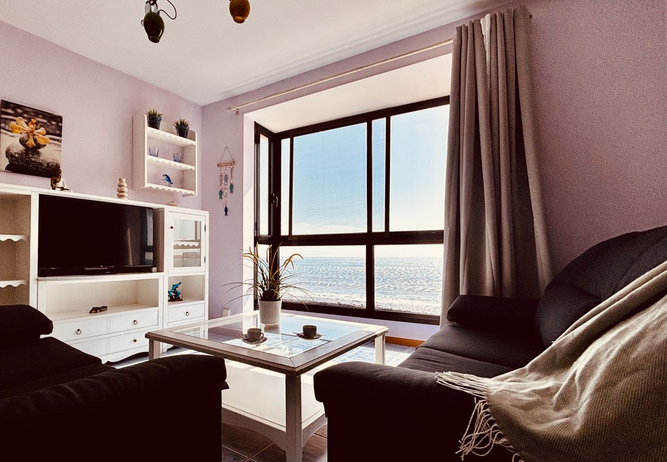 Apartment in Agüimes - Click&Guest - Radiant Home with Sea Views