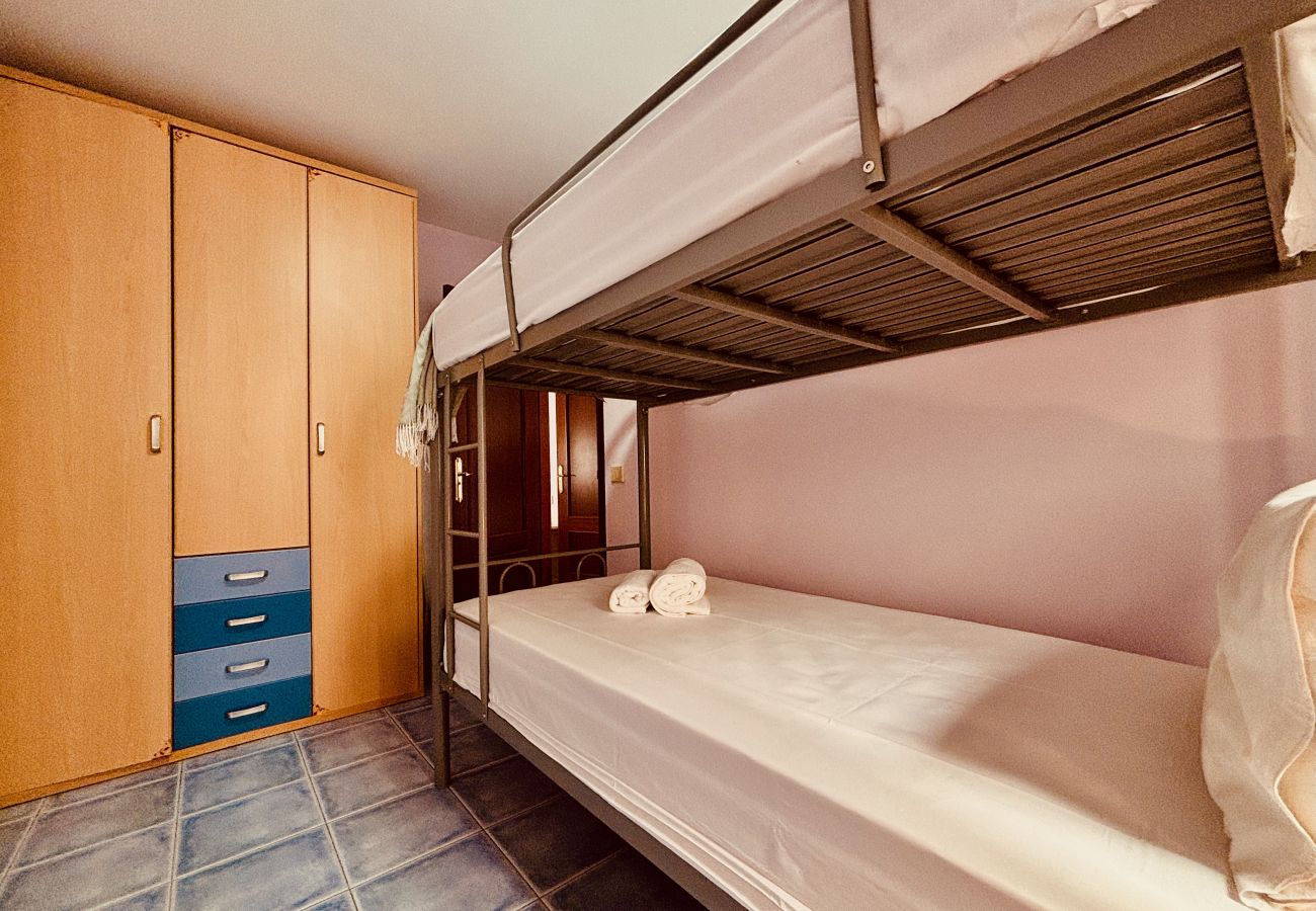 Apartment in Agüimes - Click&Guest - Radiant Home with Sea Views