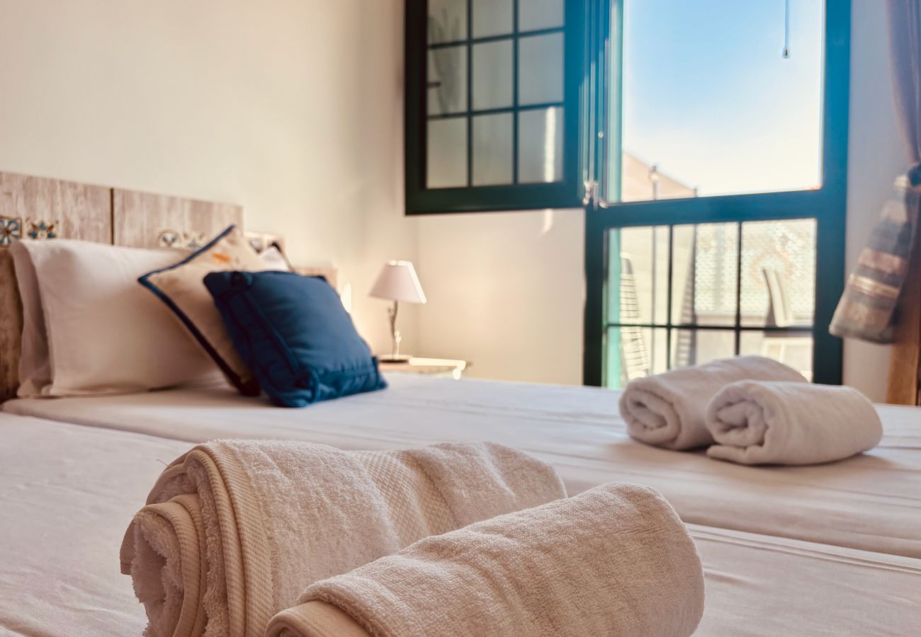 Terraced House in San Bartolomé de Tirajana - Tropical Horizon Escape in Maspalomas