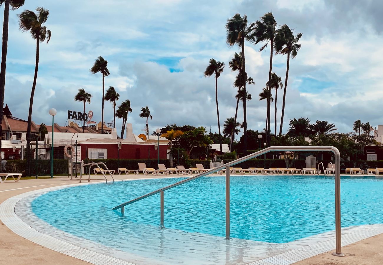 Apartment in San Bartolomé de Tirajana - Click&Guest - Azure Sands in Maspalomas