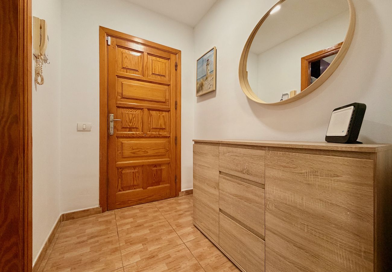 Apartment in Agüimes - Click&Guest - Seaside Serenity House