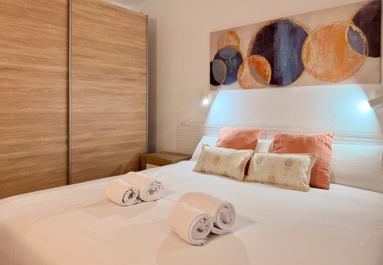 Apartment in Agüimes - Click&Guest - Seaside Serenity House