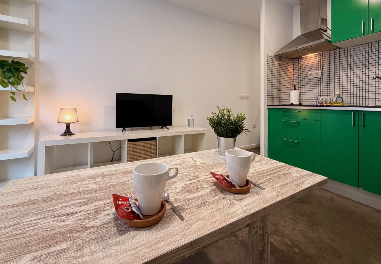 Apartment in Las Palmas de Gran Canaria - Click&Guest - Vivienda Vacacional Las Canteras