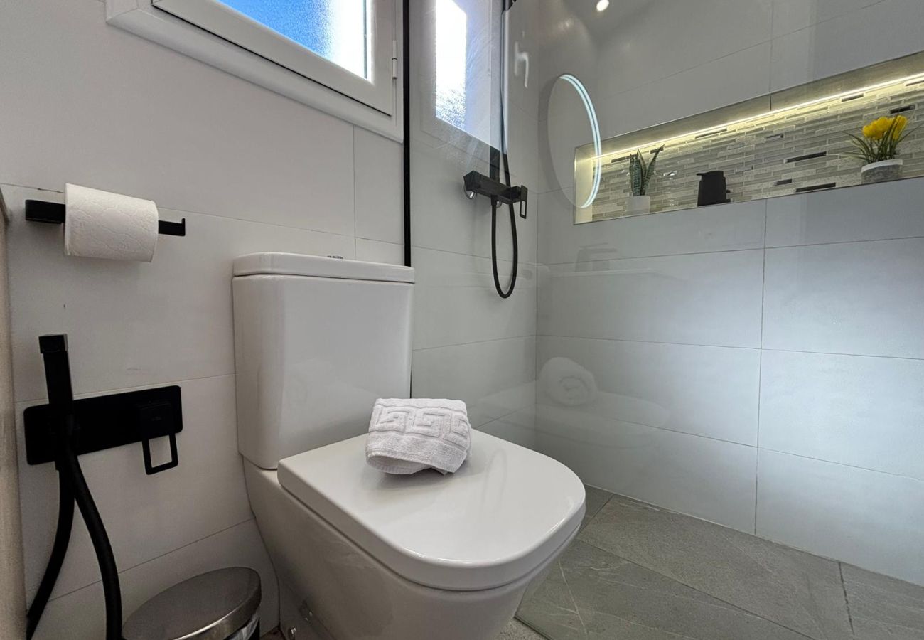 Bungalow à San Bartolomé de Tirajana - Click&Guest · Cozy and Sunny Bungalow in