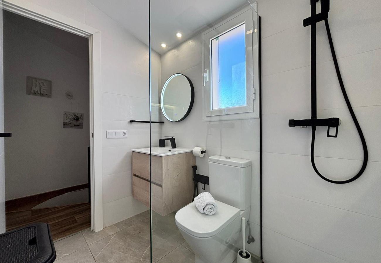 Bungalow à San Bartolomé de Tirajana - Click&Guest · Cozy and Sunny Bungalow in