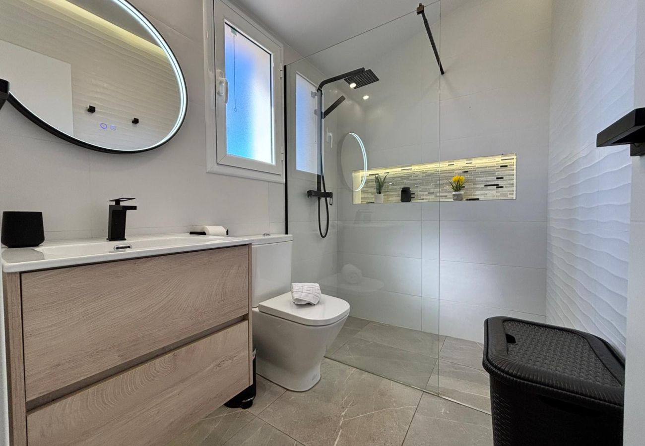 Bungalow à San Bartolomé de Tirajana - Click&Guest · Cozy and Sunny Bungalow in
