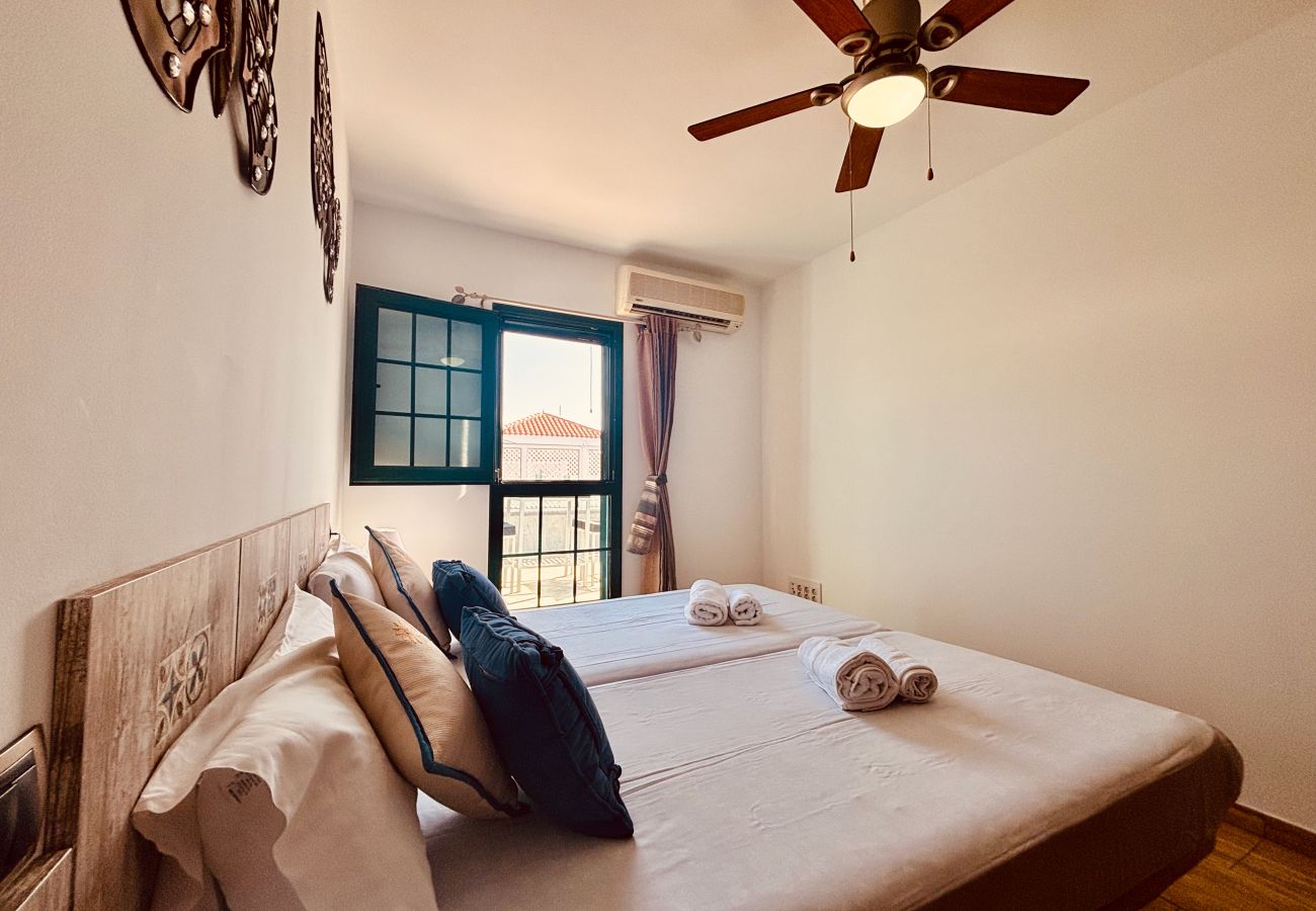 Maison mitoyenne à San Bartolomé de Tirajana - Tropical Horizon Escape in Maspalomas