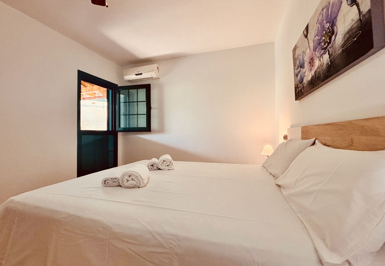 Maison mitoyenne à San Bartolomé de Tirajana - Tropical Horizon Escape in Maspalomas